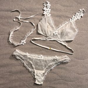 Empress Mimi My Fair Daisy Bralette & Panty + Choker Set - 32 D/S Panty